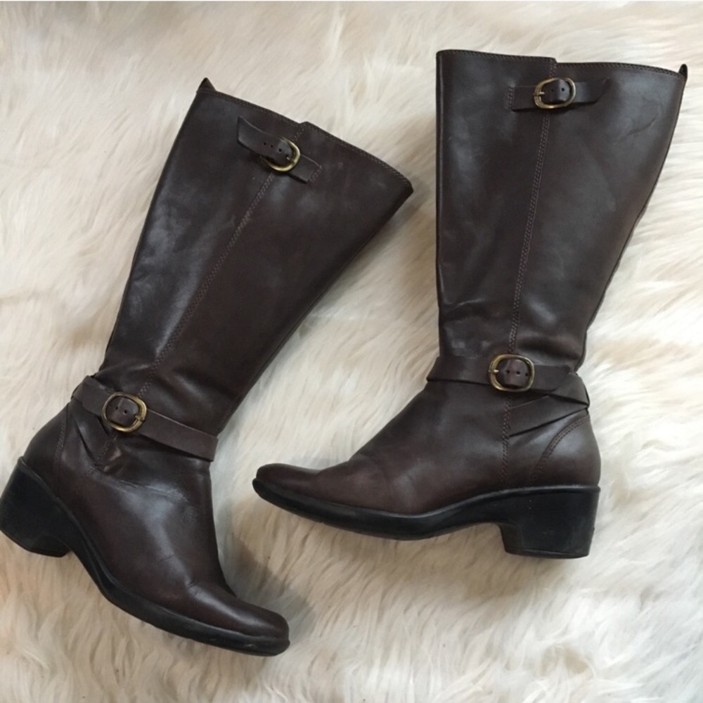 Clark’s tall leather boots 6.5 equestrian